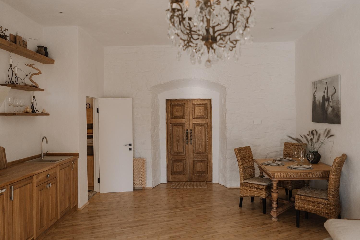 Apartament N O C T U R N E Kamieniec Podolski Zewnętrze zdjęcie